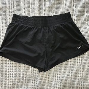 Nike One Mid Rise Running Short
